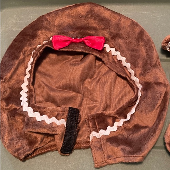 Christmas Holiday Child Gingerbread Costume Size
Toddler 1-2 yrs old NWT - Picture 11 of 11